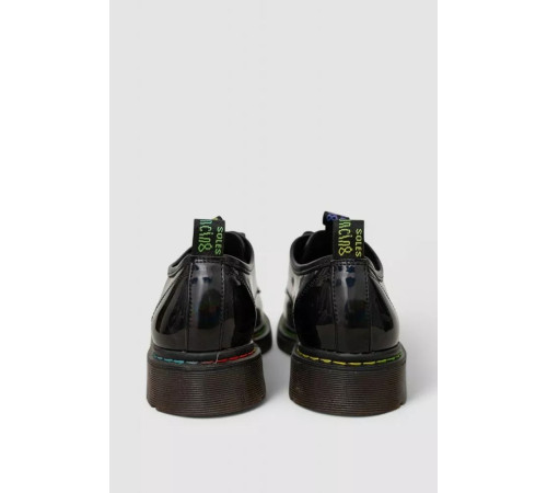 Лофери жіночі на шнурках лакові, колір чорний, 248RRT17-6