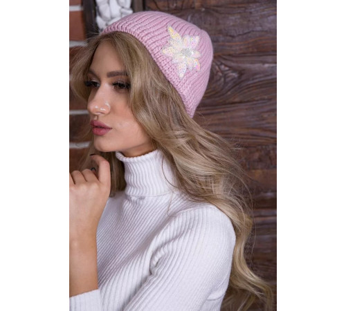 Жіноча шапка, пудрового кольору з декором, 167R008