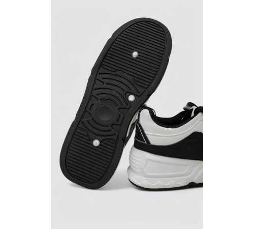 Кроссовки мужские демисезонные, цвет черно-белый, 243RHK18