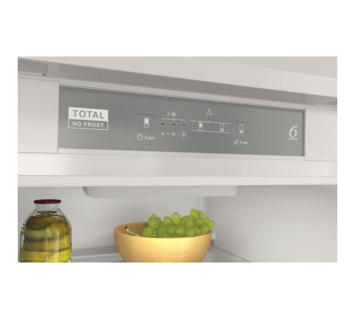 Холодильник Whirlpool WHC18T311