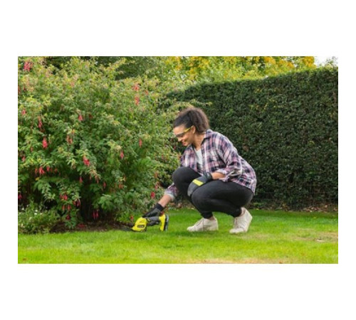 Кусторез Ryobi RY18GSA-0 с насадкой, 18В ONE+, лезвие 20см, (без АКБ и ЗУ) (5133005764)