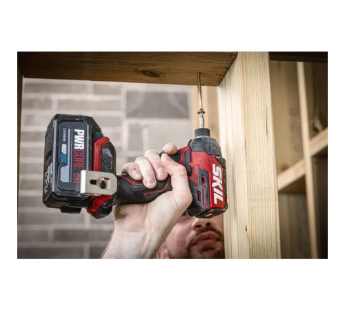 Гайковерт Skil акумуляторний безщітковий ударний 3225 CA Compact , 2.5Ah (SD1E3225CA+BC1E3110AA)