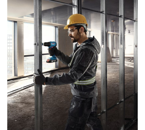 Шуруповерт Bosch GSR 185-LI, 2х2.0 Ah, ЗП GAL 18V-20, кейс (0.601.9K3.000)