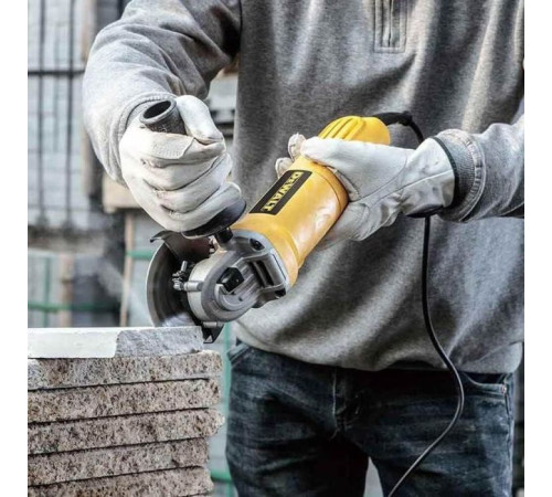 Шлифовальная машина DeWALT 950 Вт, 12000 об/мин, 125 мм, 1.8 кг (DWE4117)