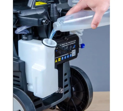 Мийка високого тиску ANNOVI REVERBERI DHS 2.A, 4/160 бар, 0,3/460 л/год, 2,2 кВт + набір для обприскування (15153)