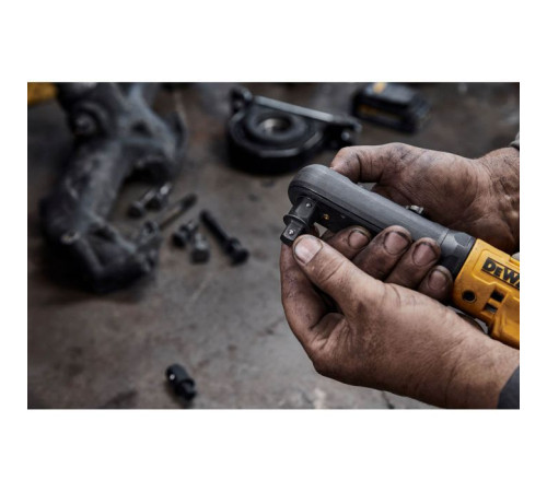 Гайковерт DeWALT кутовий, XR Li-Ion PowerStack 18 GFN, 1.7Ah, 102 Нм (DCF510E2G)