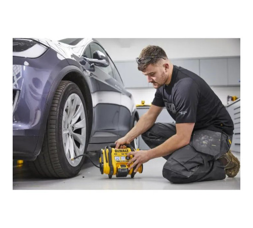 Автомобільний компресор DeWALT акумуляторний DCC018N (Без АКБ та ЗП) (DCC018N)