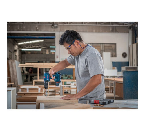 Шуруповерт Bosch GSB 185-LI, 2х2.0 Ah, ЗП GAL 18V-20, кейс (0.601.9K3.100)