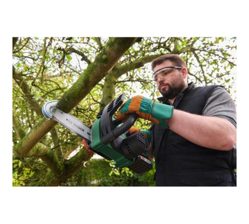 Ланцюгова пила Bosch аккумуляторная UniversalChain (0.600.8B8.000)