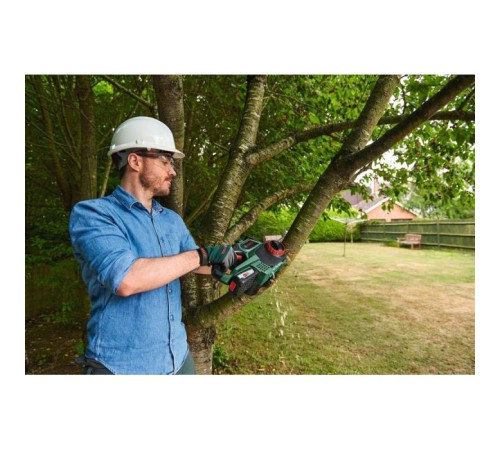 Ланцюгова пила Bosch аккумуляторная UniversalChain (0.600.8B8.000)