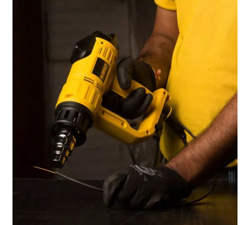 Будівельний фен DeWALT 2000 Вт, 50 - 600 C, LCD (D26414)