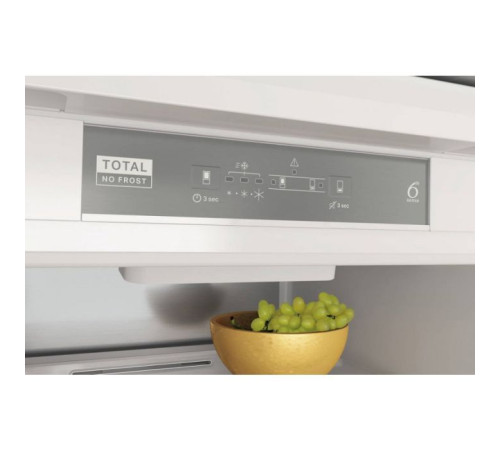 Холодильник Whirlpool WHC20T352