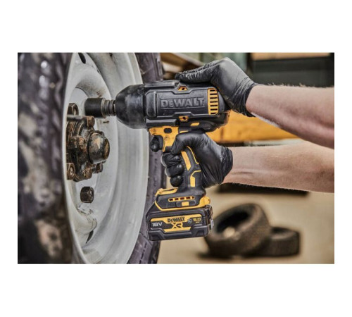 Гайковерт DeWALT 18 В XR Li-lon, 2*5Ah, кейс TSTAK (DCF900P2T)