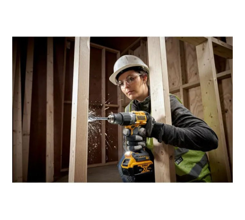 Шуруповерт DeWALT 18V XR Li-Ion 5Ah, 90 Нм, 0-650/0-2000 об/хв., кейс TSTAK (DCD805P2T)