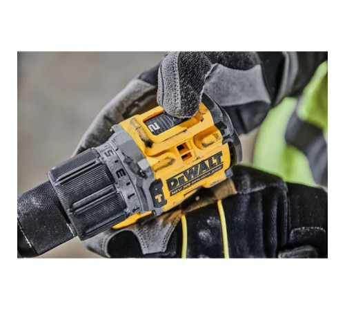 Шуруповерт DeWALT 18V XR Li-Ion 5Ah, 90 Нм, 0-650/0-2000 об/хв., кейс TSTAK (DCD805P2T)