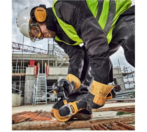 Шліфувальна машина DeWALT 18В XR Li-lon, 2x5Ah, 125 мм, 9000 об/хв (DCG405P2)