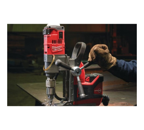 Дрель Milwaukee на магнитной станине M18 FMDP-0C, кейс (без АКБ и ЗУ) (4933451636)