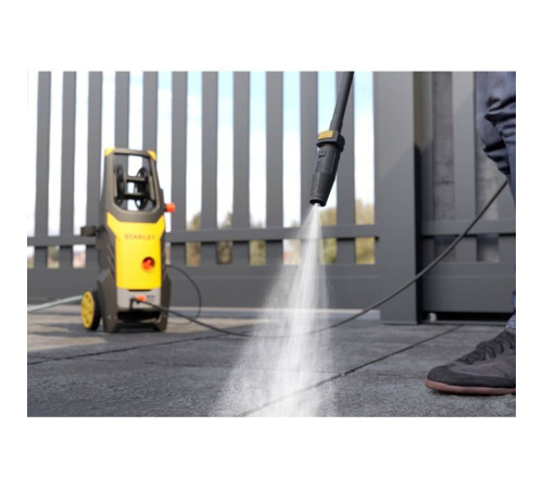 Мийка високого тиску Stanley 1.6 кВт, 125 бар, шланг 6 м (SXPW16E)