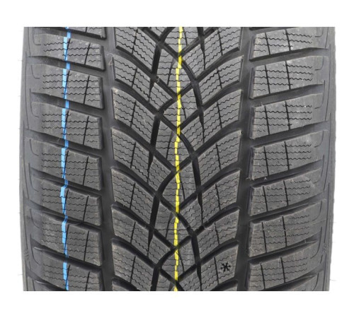 Шина Goodyear Ultra Grip Performance+ 235/50R17 100V XL FP