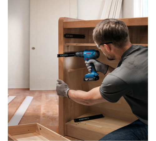 Шуруповерт Bosch GSB 183-LI 18V, 1х2Ah, 21-56Нм, 374-1815 об/хв, кейс, 1.2кг (0.601.9K9.101)