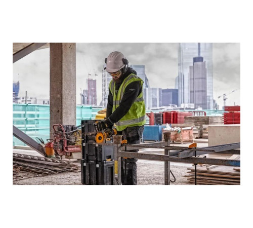 Шлифовальная машина DeWALT XR FLEXVOLT, 54 В, 2x2Ah, 9000 об/мин (DCG418T2)