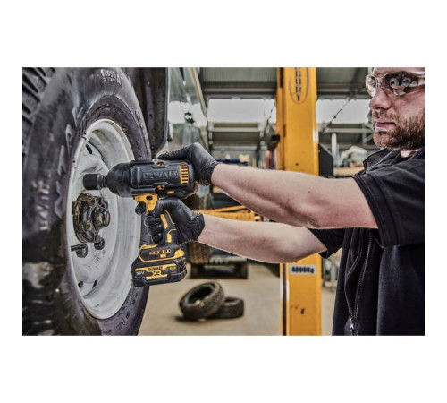 Гайковерт DeWALT 18 В XR Li-lon 2x5Ah, 1396 Нм (DCF900P2G)