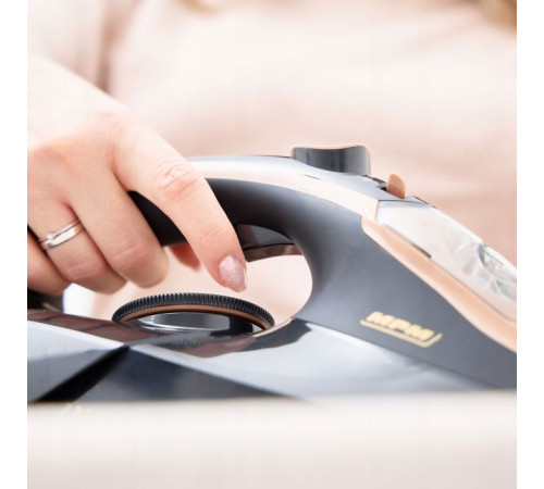 Утюг MPM MZE-24/C