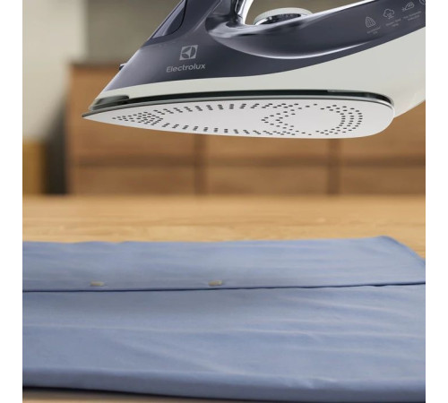Утюг Electrolux E6SI1-2MN