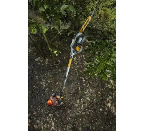 Ланцюгова пила DeWALT висоторіз 18V, довжина шини 20 см, ланцюг OREGON 3/8, (без АКБ та ЗП) (DCMPS567N)