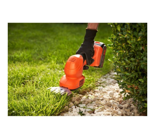 Кущоріз Black&Decker 18 В, 2Ah, насадки- 20 см/8 мм, 10 см/18 мм, (BCSS18D1)