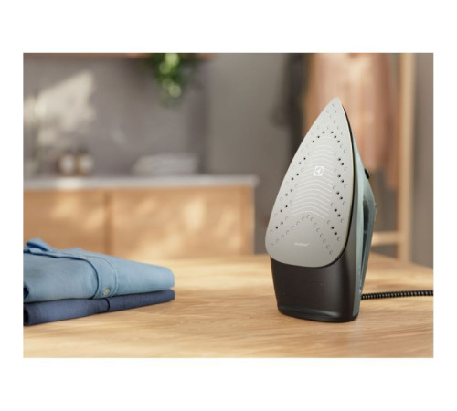 Парова станція Electrolux E8ST2-8OG